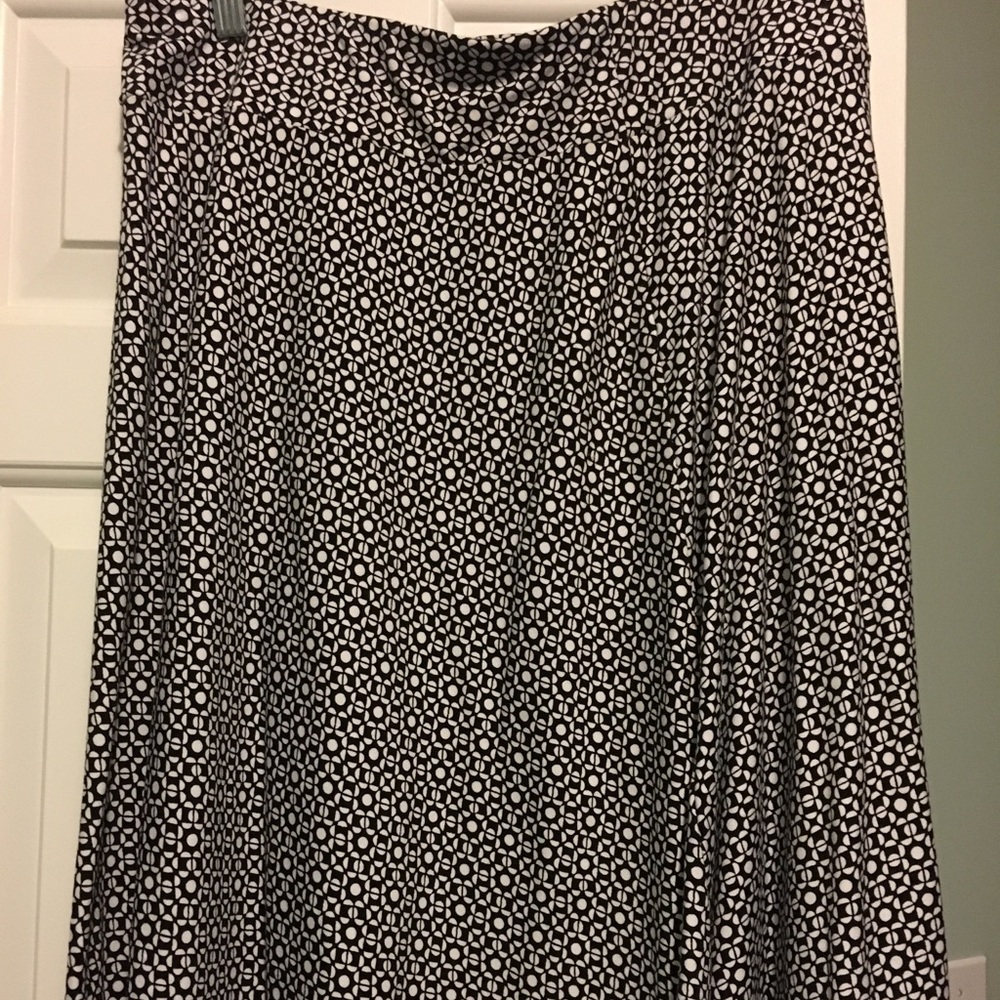 NWOT Talbots Famous T-shirt Work Skirt Sold Out